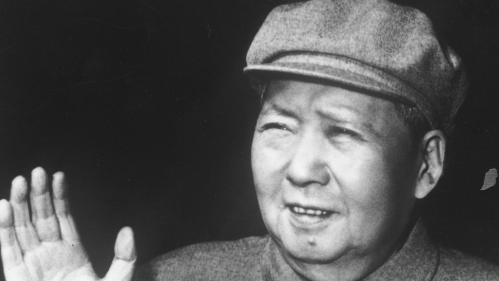 مائو زدونگ، انقلابی کمونیست و موسس جمهوری خلق چین مردی بود که یک «امپراطوری وسطایی» را به نسخه خاص خود از حکومت آینده تبدیل کرد.