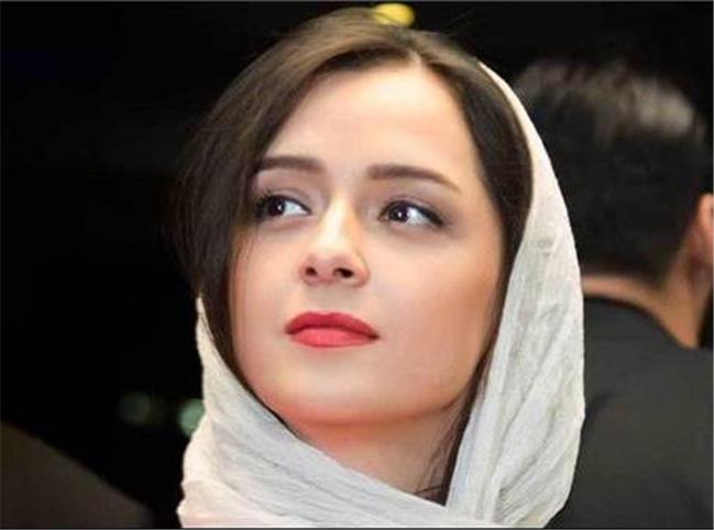 ترانه علیدوستی به جرم توهین به نیروی انتظامی به ۵ ماه زندان محکوم شد