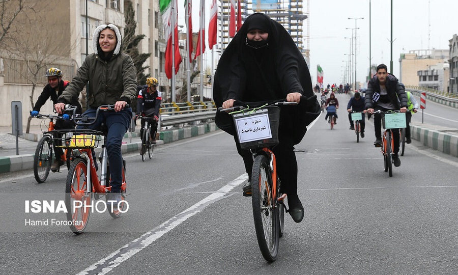 دوچرخه سواری زنان؛ از انتقاد علم الهدی تا دفاع تمام قد فاضل میبدی