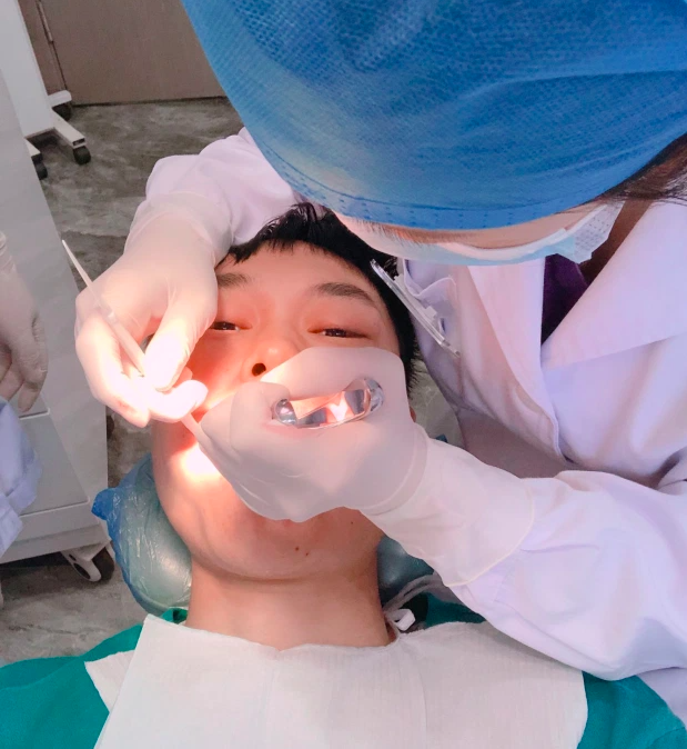 ۱۴ روز خونریزی بعد از کشیدن دندان عقل و مرگ؛ پایان غم انگیز جوان ۲۶ ساله چینی