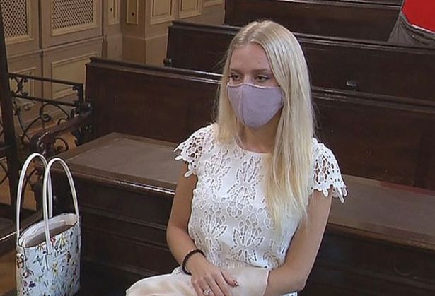 زن جوان اسلوونیایی برای دریافت بیمه 1 میلیون یورویی دست خود را با اره قطع کرد