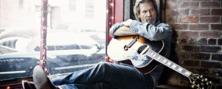 ۱۰ بازیگر معروف هالیوودی که در عرصه موسیقی نیز بسیار بااستعداد و موفق هستند