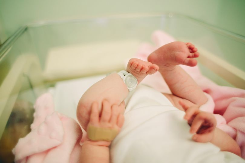 آیا ویروس کرونا از مادر به نوزاد منتقل می‌شود؟ تجربیات واقعی چه می‌گویند؟