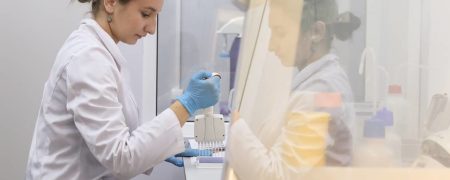 واکسن کرونای روسی بسیار ارزانتر از محصولات فایزر و مدرنا خواهد بود