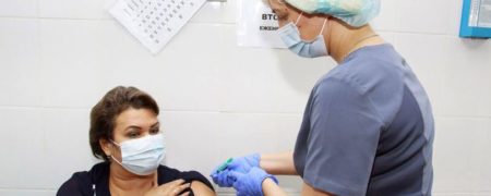 ۳ پزشک روسی دریافت کننده واکسن کرونا «اسپوتنیک وی» به کووید-۱۹ مبتلا شدند