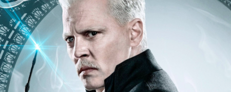 کمپین اعتراضی طرفداران جانی دپ برای بازگرداندن او به نقش گریندلوالد با ۱۵۰,۰۰۰ امضاء