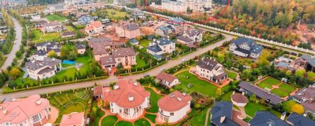 افشای تصاویر قصر مجلل ۲۰۰ میلیون پوندی ولادیمیر پوتین در روستای میلیاردرها