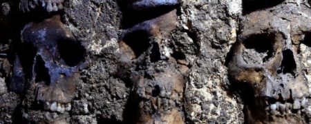 کشف برجی از ۸۰۰ جمجمه در مکزیک و فاش شدن راز قربانی کردن انسان در تمدن آزتک