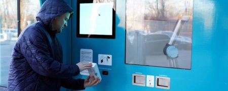 راه اندازی اولین دستگاه فروش خودکار تست کرونا دنیا در کشور لتونی