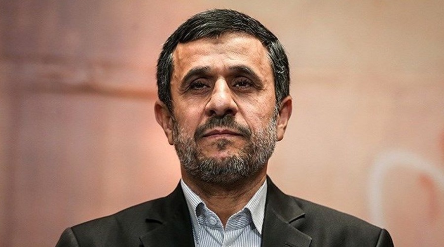 دکتر محمود احمدی نژاد رییس جمهور سابق در یک فایل ویدیویی کریسمس را به زبان انگلیسی به مسیحیان جهان تبریک گفته است.