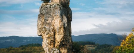 با خطرناک ترین جاذبه های گردشگری دنیا آشنا شوید