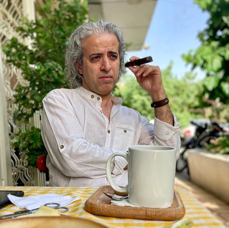 ایوب آقاخانی