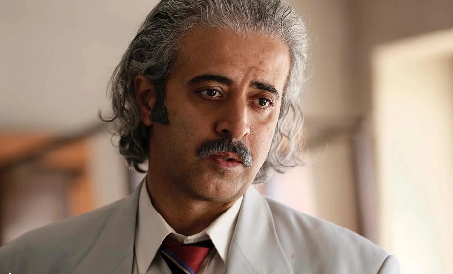 ایوب آقاخانی