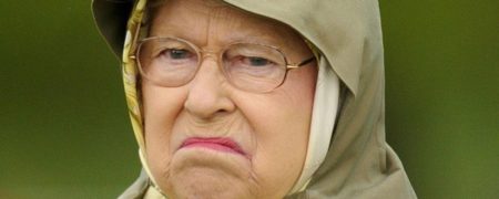 ملکه انگلیس و عادت های عجیب و غریبش