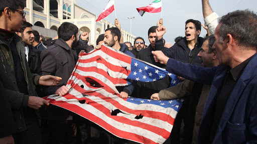 احتمال وقوع جنگ بین ایران و آمریکا تا اول بهمن چقدر است؟