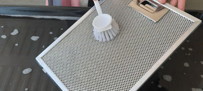 تمیز کردن فیلتر هود آشپزخانه به سه روش کارامد و موثر