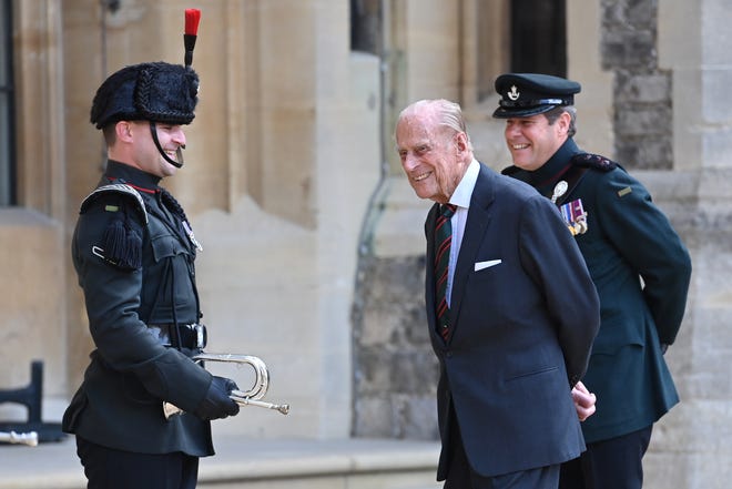 شاهزاده فیلیپ، دوک ادینبرو بعد از یک ماه بیمارستان را ترک کرده و گفته می شود در شرایط خوبی قرار دارد.