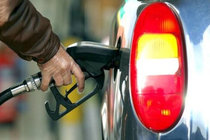شرکت ملی پالایش و پخش فرآورده های نفتی در خرداد سال 1399 بنزین را بشکه ای کمتر از 4 دلار صادر کرده که به ازای هر لیتر کمتر از 500 تومان خواهد بود