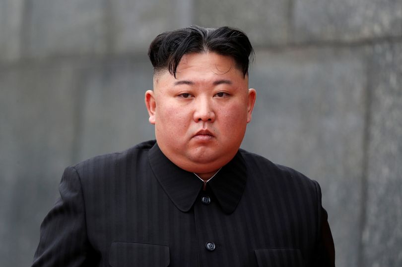 کیم جونگ اون به مقامات حزب جوانان کره شمالی دستور داده تا تحقیقاتی را برای شناسایی ناهنجاری های حوزه مد و فشن در نوجوانان آغاز نماید.