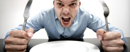 چرا باید قبل از اینکه گرسنه مان شود غذا بخوریم؟