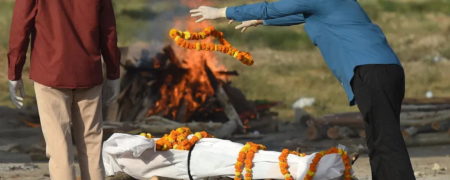 دو برنده جایزه نوبل: «احمقانه است فکر کنیم واکسن ما را از جهش‌های کرونا نجات می‌دهد»