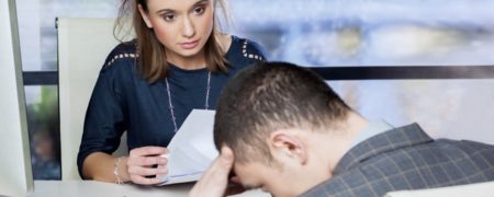 اشتباهی که فوراً در مصاحبه شغلی ردتان می کند