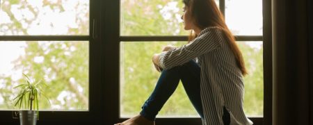 چرا نداشتن هیچ دوستی همیشه هم بد نیست؟