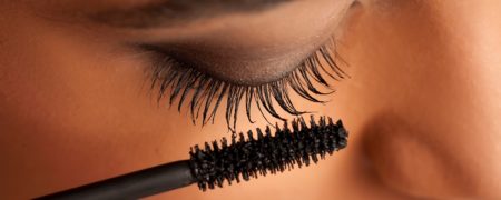 ریمل ها و رژلب های ضد آب سرطان زا هستند