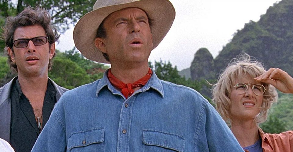 سم نیل، لارا درن و جف گلدبلوم به عنوان بازیگران اصلی فیلم Jurassic World 3 در قسمت  جدید آن Jurassic World: Dominion حضور خواهند داشت.