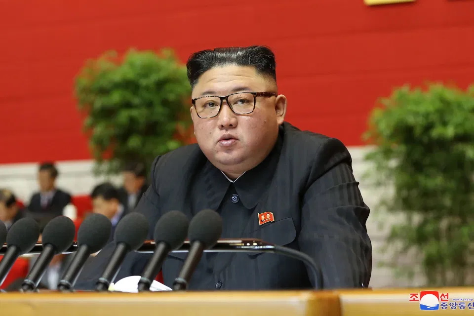 رهبر کره شمالی در شرایطی که تا دو ماه دیگر ذخایر غذایی کشورش به پایان می رسد دستور آمادگی برای یک «پیشروی دشوار» دیگر را داد