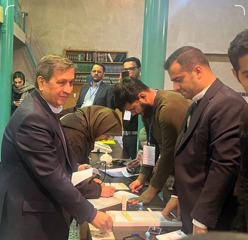 عبدالناصر همتی