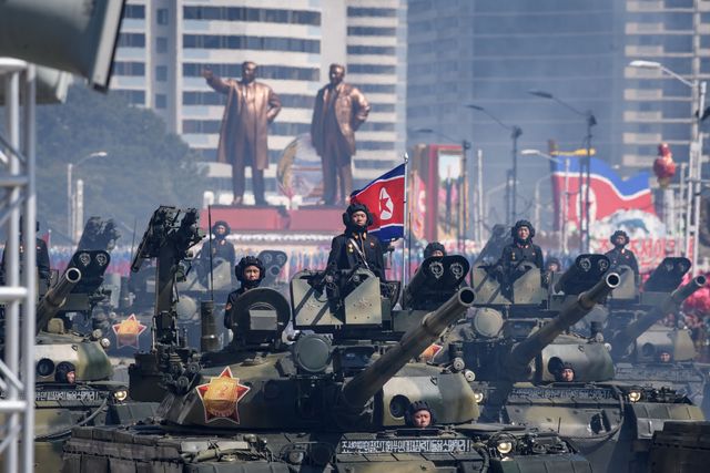 در مقاله ای که در یک روزنامه در کره شمالی منتشر شده، ادعا شده که تانک Pokpung-ho IV متعلق به این کشور «ترسناک ترین قدرت آتش در جهان» را دارد.