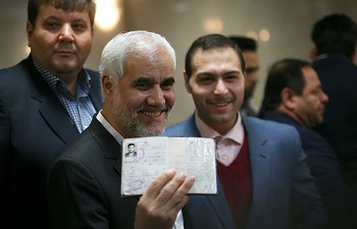 محسن مهرعلیزاده یکی از دو نامزد اصلاح طلب تایید صلاحیت شده برای رقابت های انتخابات ریاست جمهوری 1400 است