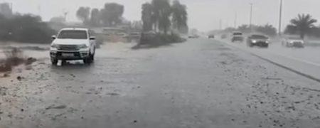 بارش شدید باران در دبی در پی بارور کردن ابرها با پهپاد برای کاهش دما + ویدیو
