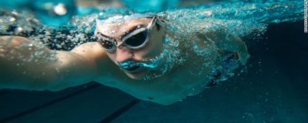مزایای باورنکردنی شنا کردن مداوم برای سلامت ذهن و بدن انسان