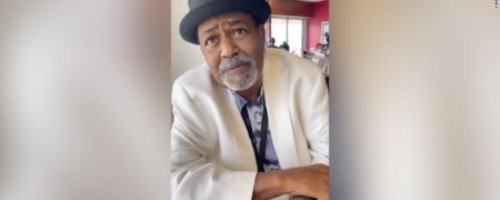 انعام ۶۰ هزار دلاری برای پیانیست فرودگاه