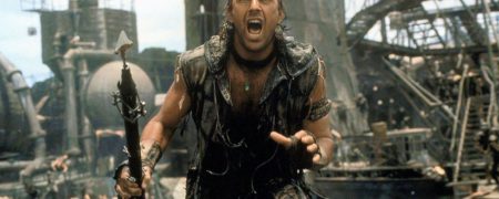 همه چیز در مورد نسخه سریالی فیلم آخرالزمانی Waterworld  با بازی کوین کاستنر