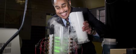 با دانشمندی که می خواهد به گذشته سفر کند آشنا شوید!