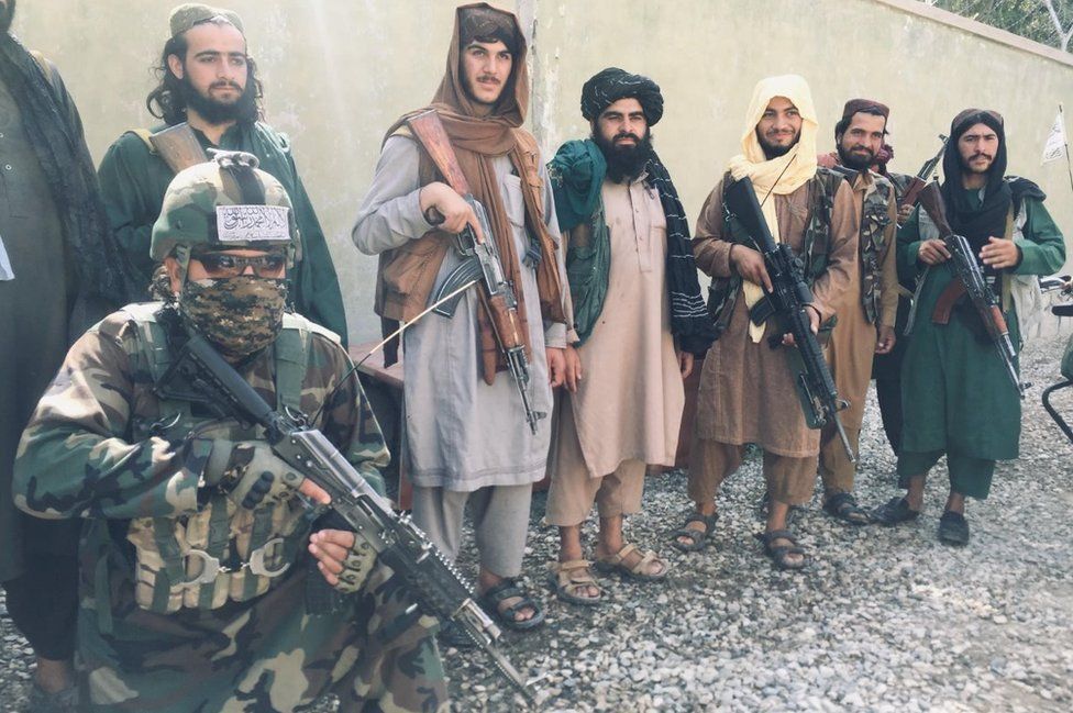 طالبان از یک گروه گریلایی با لباس های کثیف و تجهیزات قدیمی به یکی از مجهزترین ارتش های منطقه تبدیل شده است