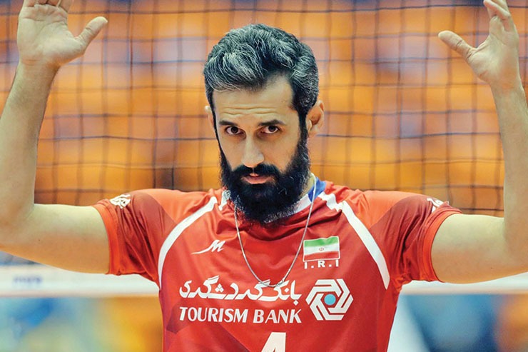 با شکست تیم ملی والیبال ایران از ژاپن و حذف از المپیک توکیو 2020، شایعات بسیاری از خداحافظی سعید معروف کاپیتان تیم ملی ایران به گوش می رسد