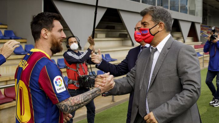 قوانین مالی لالیگا امکان تمدید قرارداد با لیونل مسی را به مدیران بارسلونا نمی دهد، حتی در شرایطی که او دستمزد خود را کاهش داده بود.