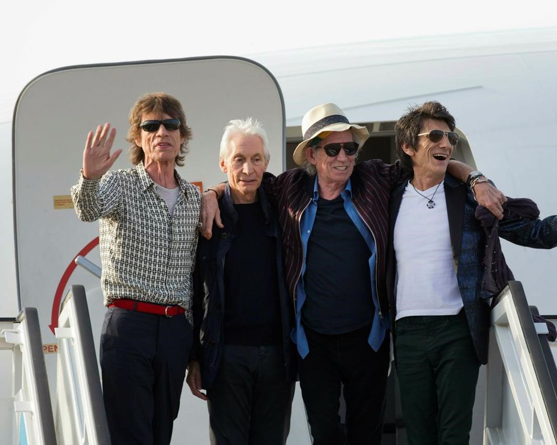 چارلی واتس (Charlie Watts) که به عنوان درامر گروه رولینگ استونز (Rolling Stones) به شهرت جهانی رسید، در سن 80 سالگی درگذشت.