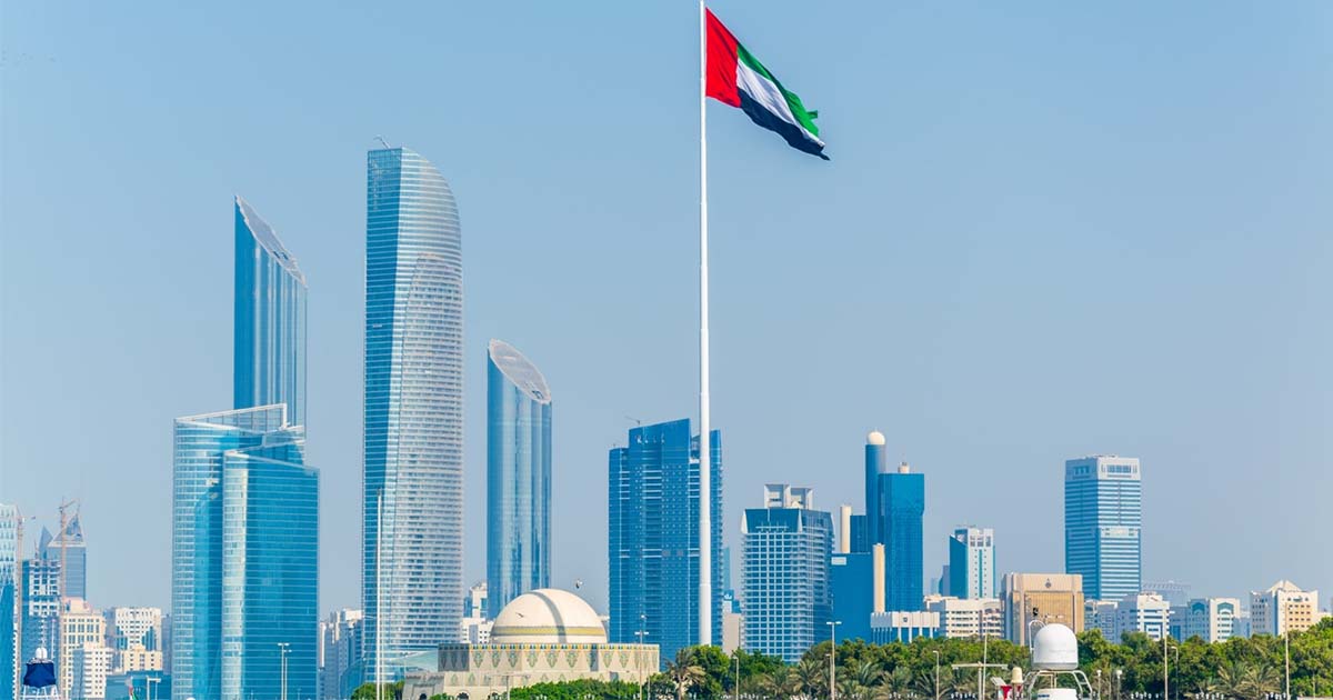 تا کمتر از یک سال پیش تنها تعداد معدودی از افراد که عمدتاً برای سال های سال ساکن امارات متحده عربی بودند می توانستند شهروندی امارات را به دست بیاورند.