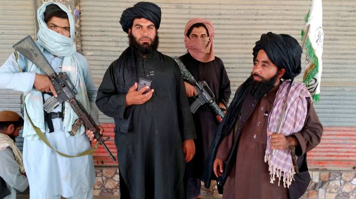 طالبان بعد از نزدیک به 20 سال بار دیگر به کابل بازگشت و بدین ترتیب زمان در افغانستانی که از آن با نام گورستان امپراطوری ها یاد می شود