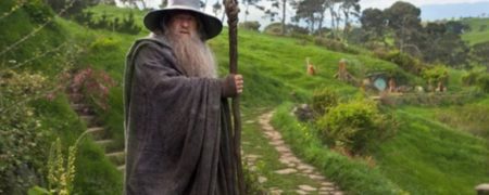 تغییر لوکیشن ساخت فصل دوم سریال Lord Of The Rings از نیوزیلند به بریتانیا