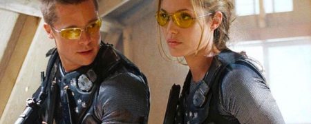 آنجلینا جولی از دعوایش با برد پیت به خاطر همکاری با متجاوز به خود می گوید