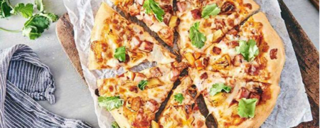 خمیر پیتزا و سس پیتزا را خودتان در خانه درست کنید