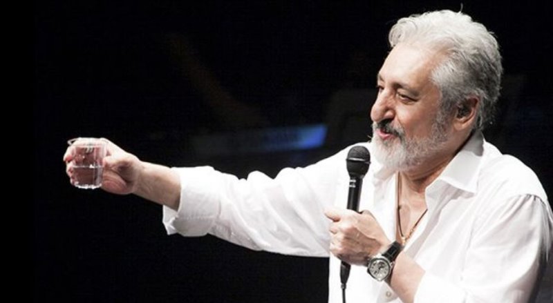در حالی که کنسرت ابی در ارمنستان در روزهای اخیر خبرساز شده است، ابراهیم حامدی خواننده مشهور ایرانی به این جنجال ها واکنش نشان داد.