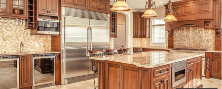 کابینت چوب چیست؟ رنگ کابینت چوب و تاثیر آن در قیمت کابینت چوبی را بدانید