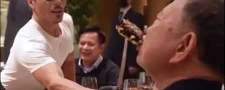 جنجال وزیر کمونیست ویتنامی پس از خوردن استیک از دست نصرت